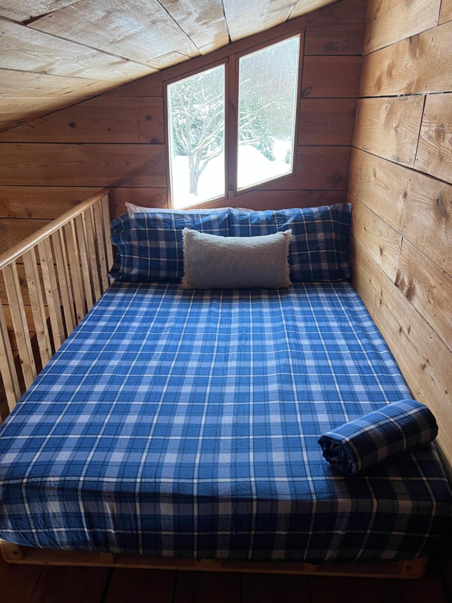 Firefly Fields 2-Acres With Guest House, Game Room, Mountain & River Views セバービル エクステリア 写真